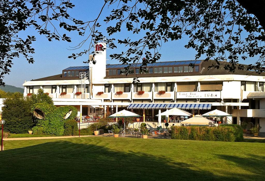Hotel Moselpark Бернкастель-Кюс Экстерьер фото