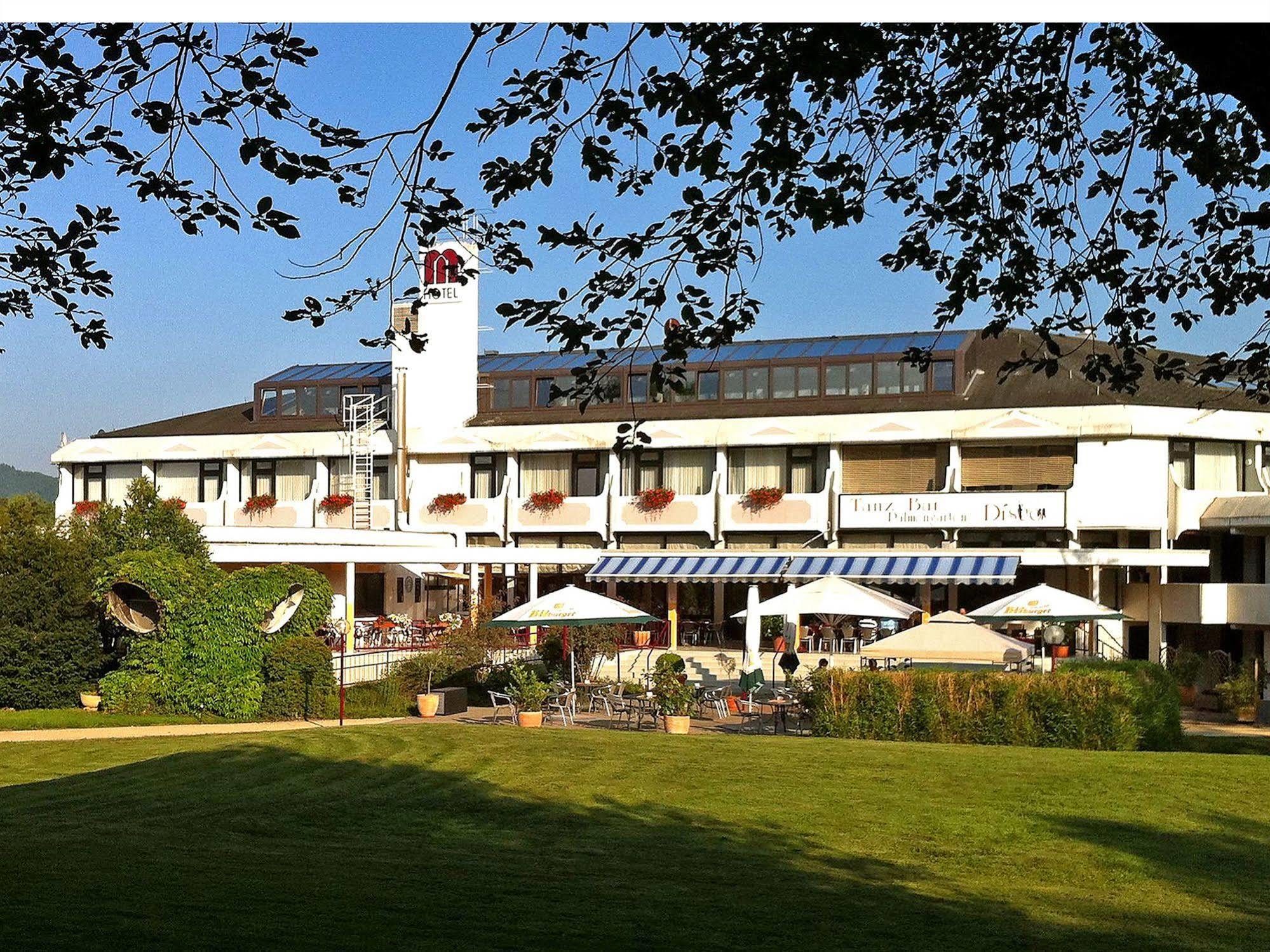 Hotel Moselpark Бернкастель-Кюс Экстерьер фото